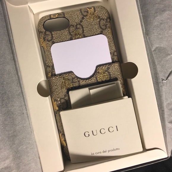 Gucci Accessories - Gucci Supreme Bee iPhone 7 Case